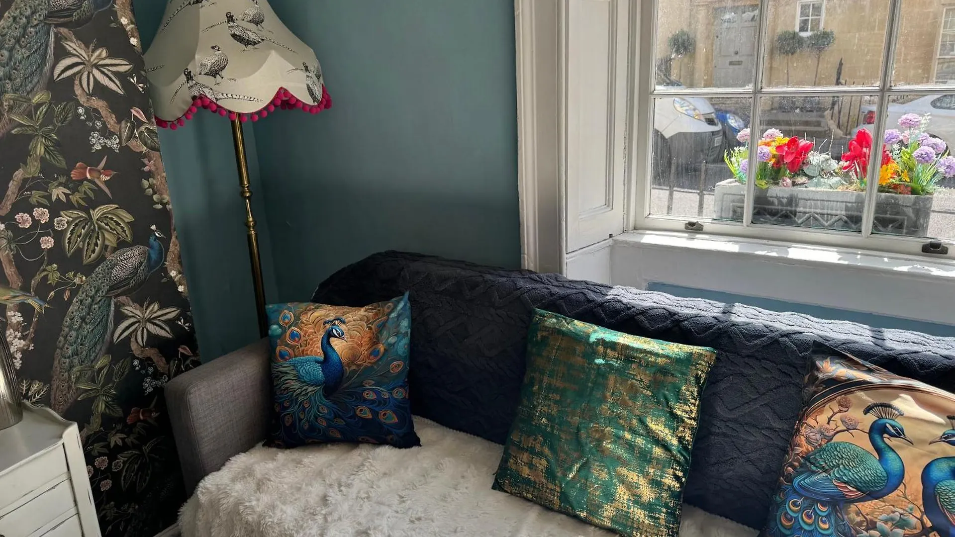 City Centre - Rivers Street, Quiet 2 Bed Ground Floor Georgian Garden Apartment United Kingdom